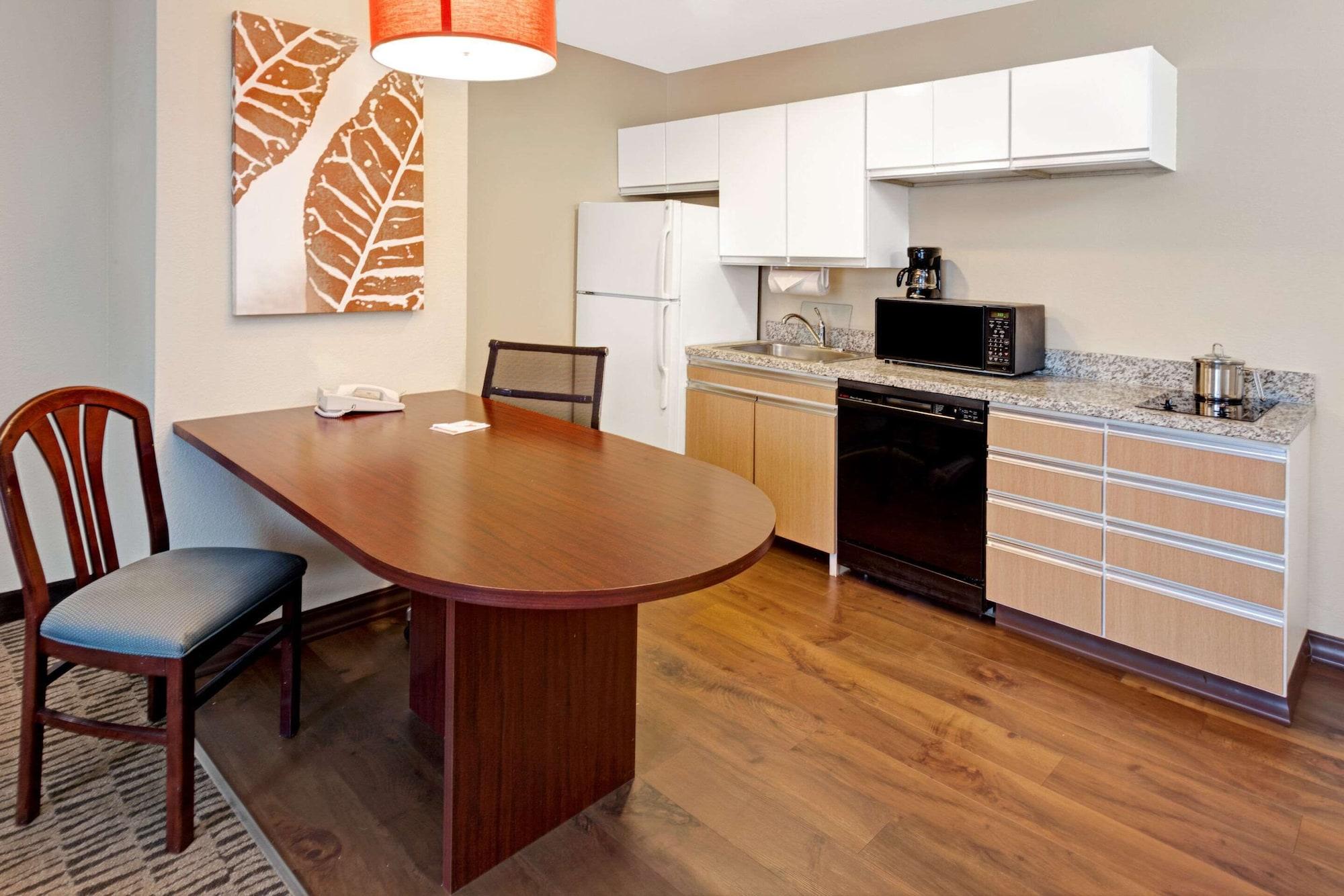 Mainstay Suites Northbrook Wheeling المظهر الخارجي الصورة